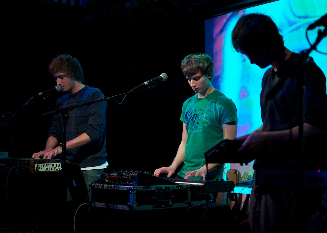 Discopolis.  Live at Limbo 21st September 2011